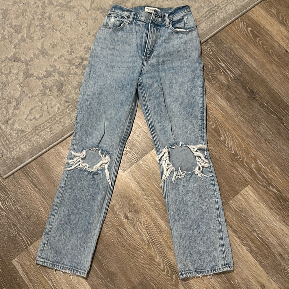 Abercrombie curve love the 90s straight ultra high-rise jeans size 2s short) 26